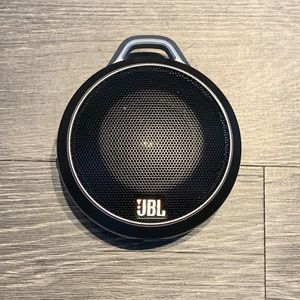 Hardly used 🔥JBL Micro Wireless (or wired) Ultra-Portable Speaker, Black